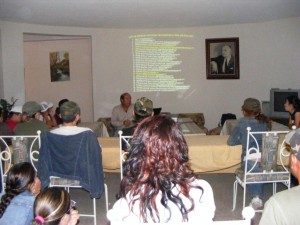 Eduardo Gomez presenting a workshop on Sonoran birds at Rancho El Aribabi - Carlos R. Elias
